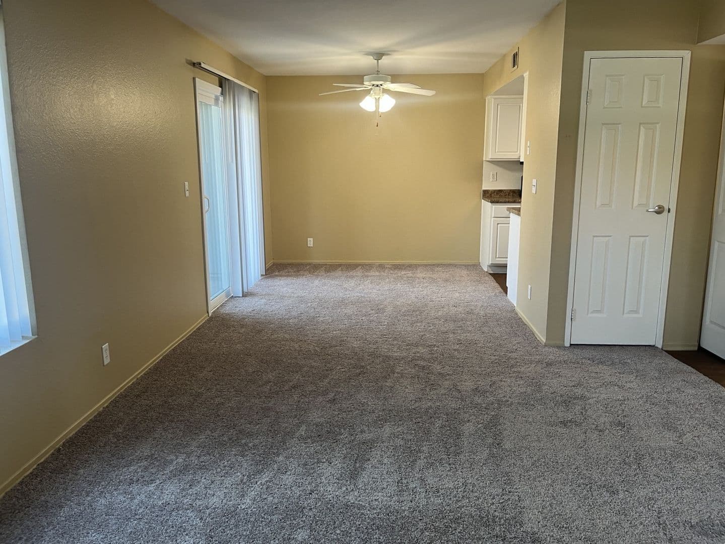 Riverside Apartment: 3957 Pierce Street