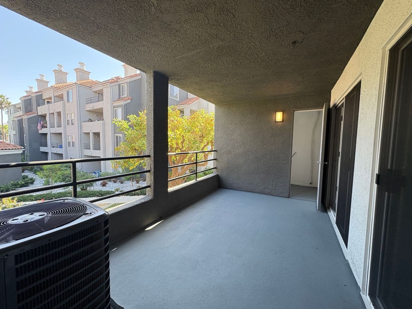 Costa Mesa Apartment: 2855 Pinecreek Drive