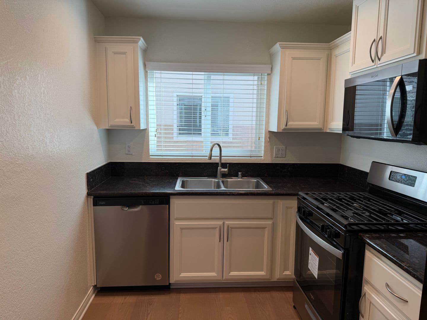 Lakewood Apartment: 4907 1/4 Hayter Avenue