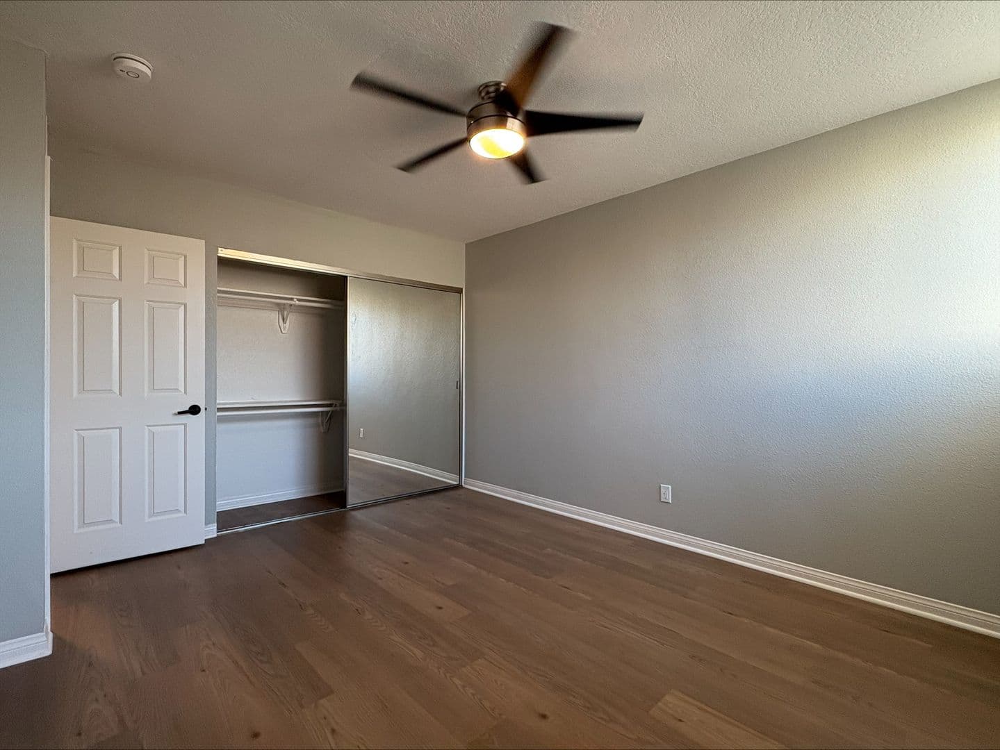 Lakewood Apartment: 4905 Castana Avenue