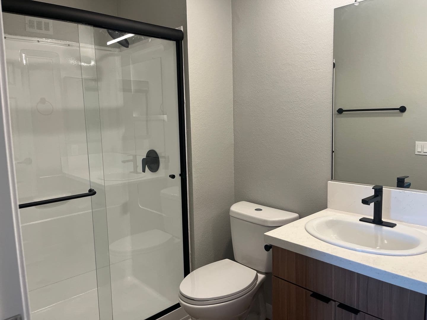 Riverside Apartment: 3957 Pierce Street