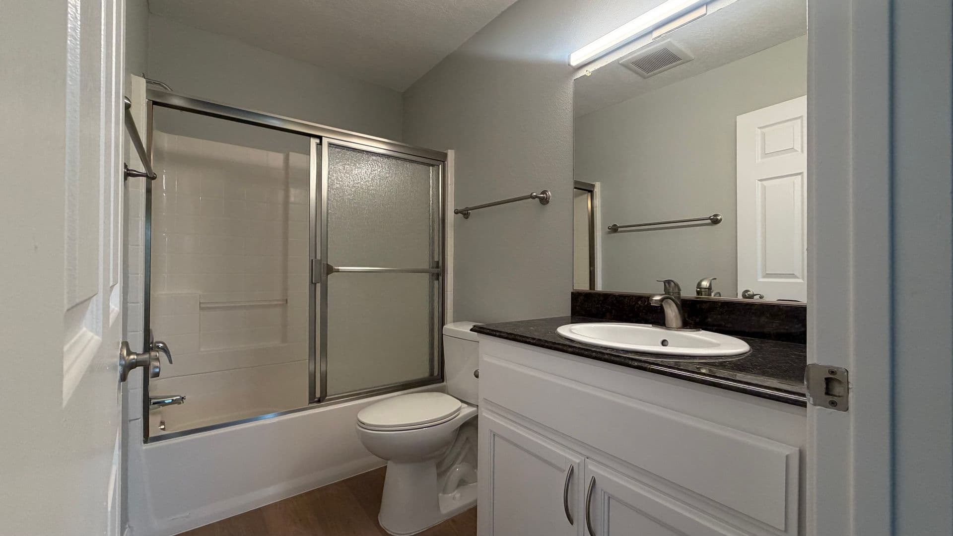 Bellflower Apartment: 14500 McNab Avenue