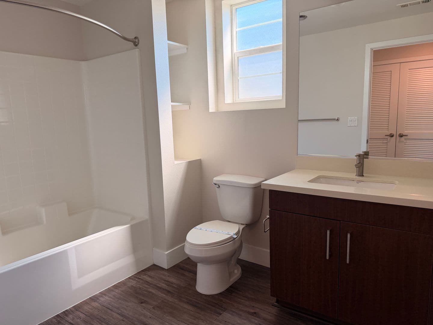 Chino Hills Apartment: 15101 Fairfield Ranch Road