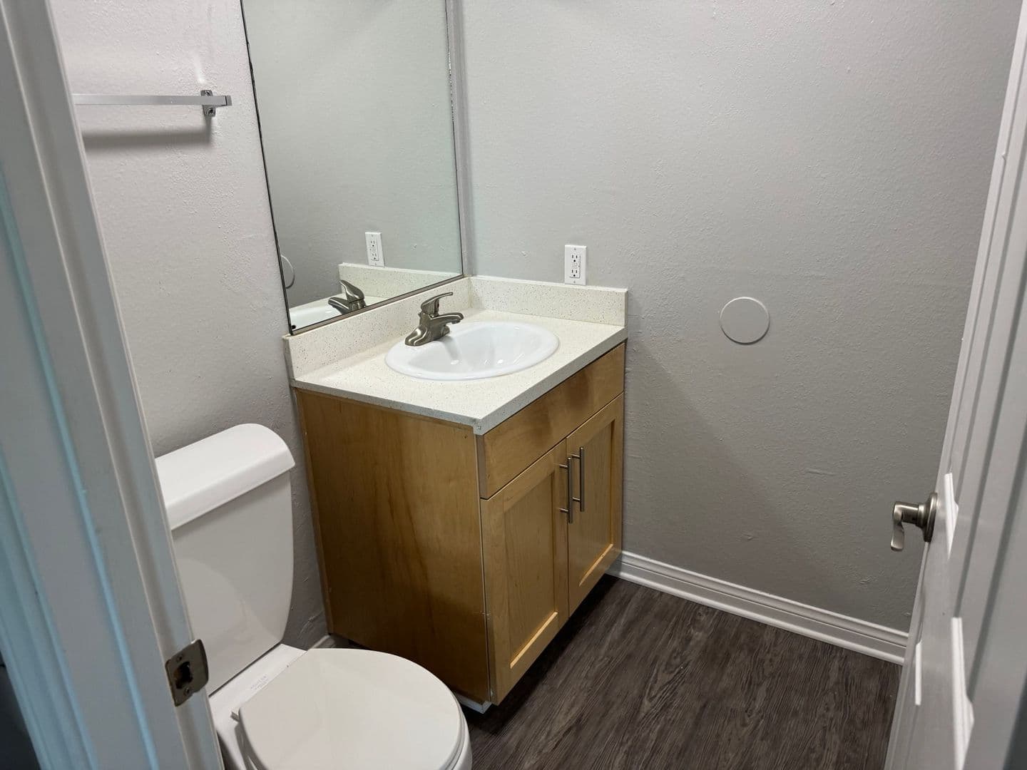 Santa Ana Apartment: 811 S. Fairview