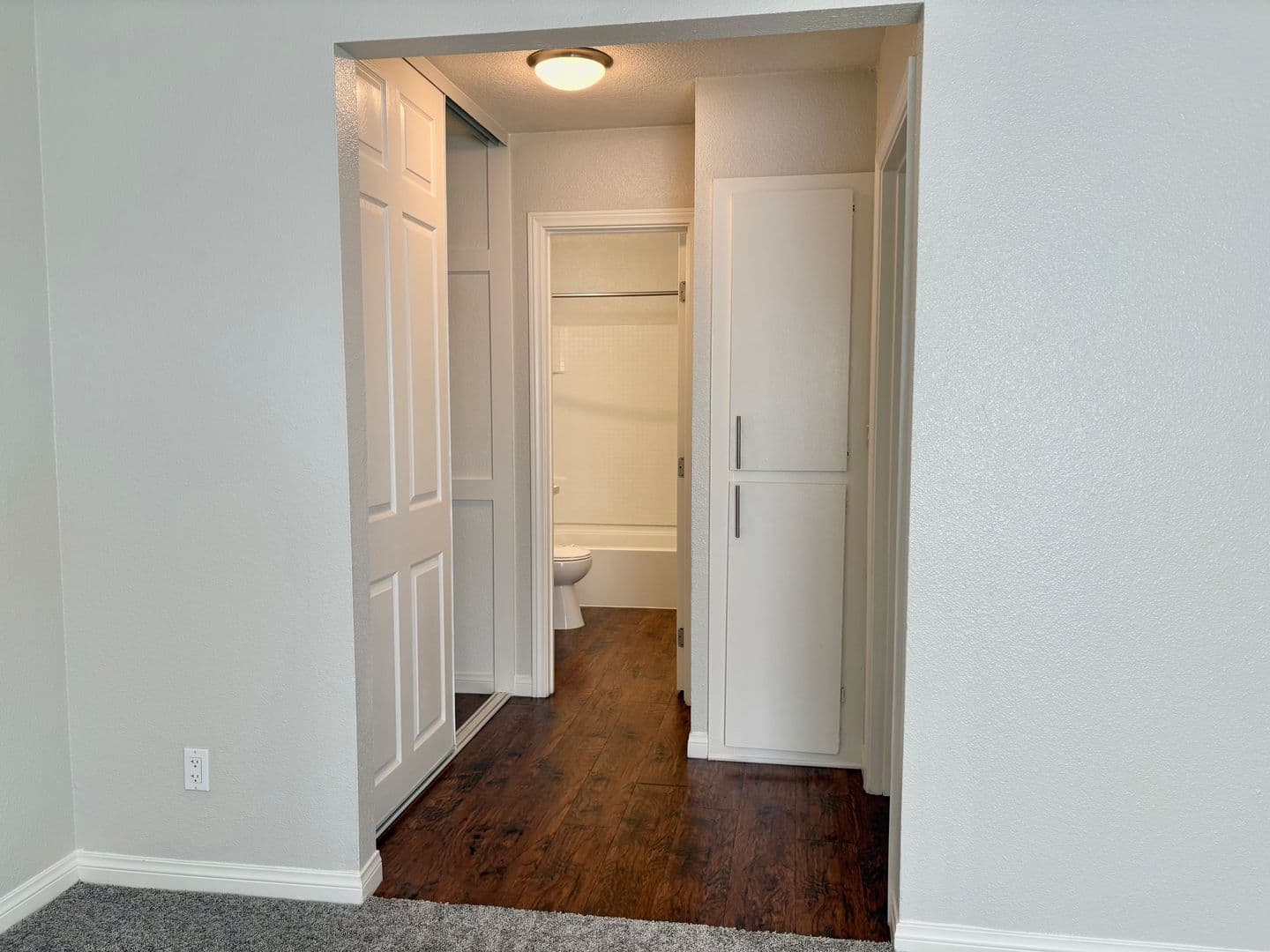 Anaheim Apartment: 2970 W. Orange Avenue