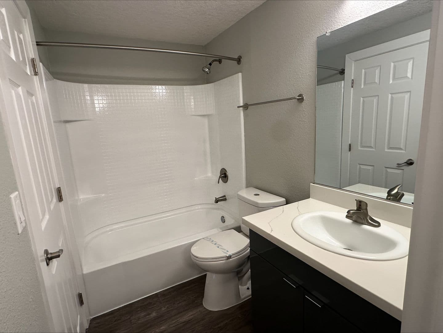 Santa Ana Apartment: 811 S. Fairview