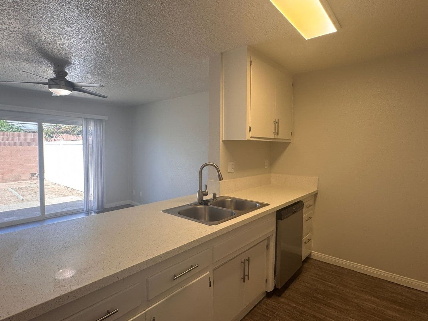 Santa Ana Apartment: 1311 E. Washington Place