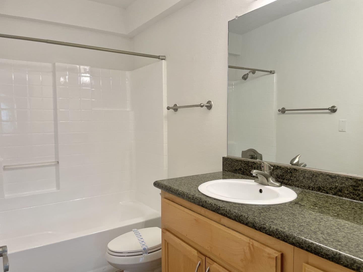 Anaheim Apartment: 201 S. Magnolia Avenue