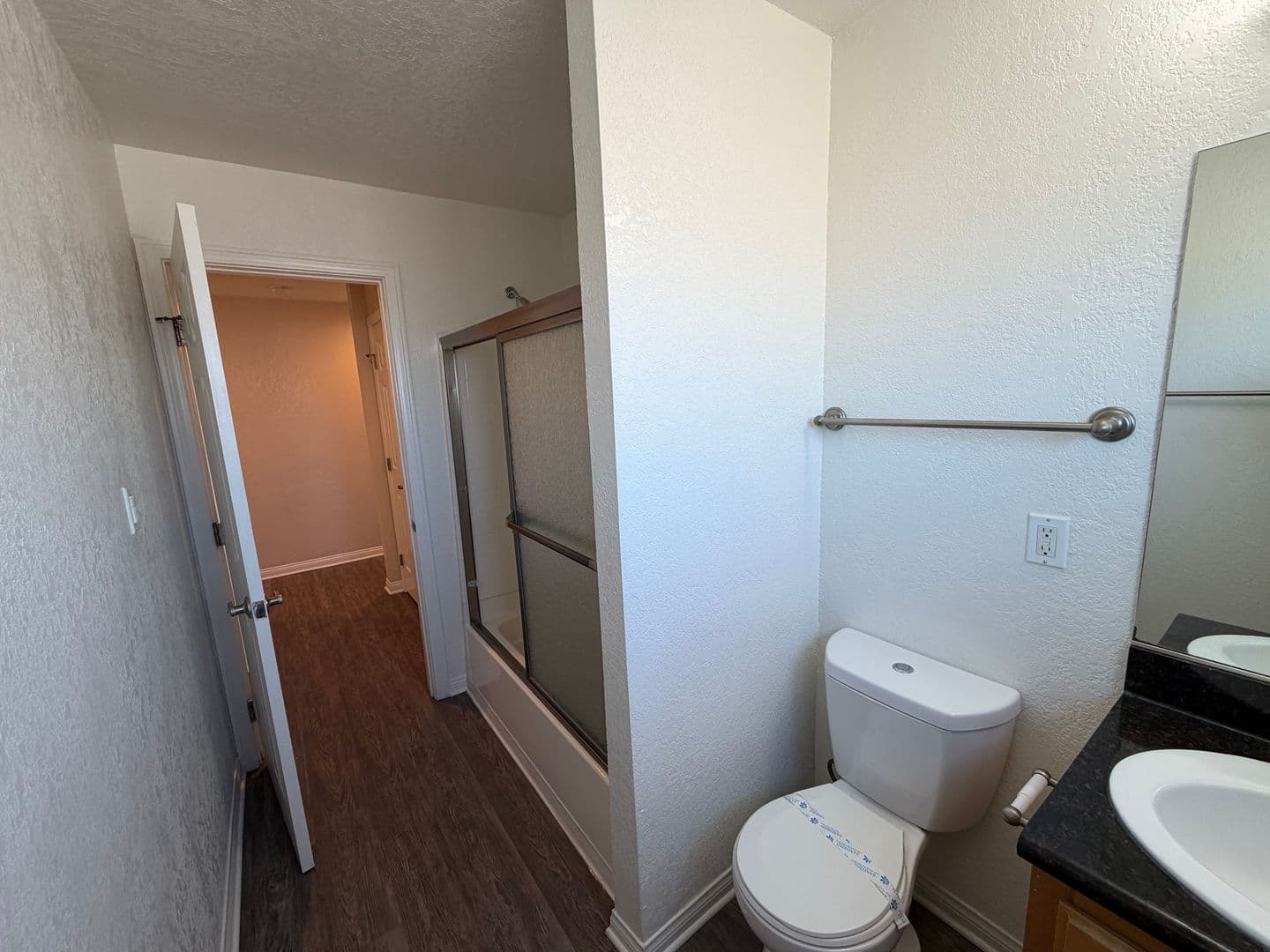 Lakewood Apartment: 4907 1/4 Hayter Avenue