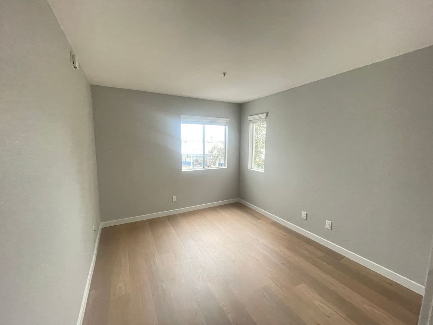 Costa Mesa Apartment: 2855 Pinecreek Drive