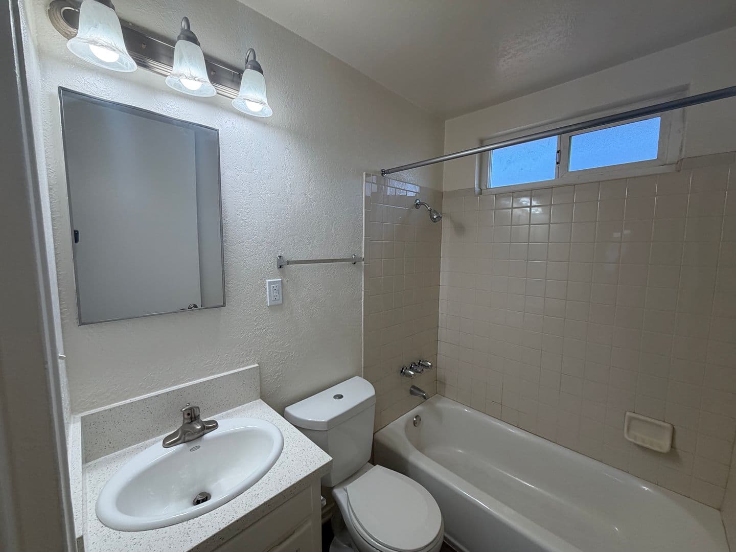 Lakewood Apartment: 4907 1/4 Hayter Avenue