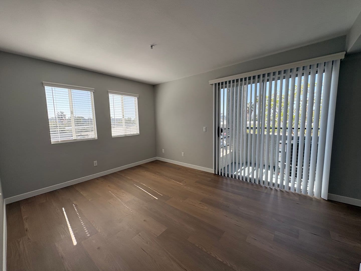 Costa Mesa Apartment: 2855 Pinecreek Drive