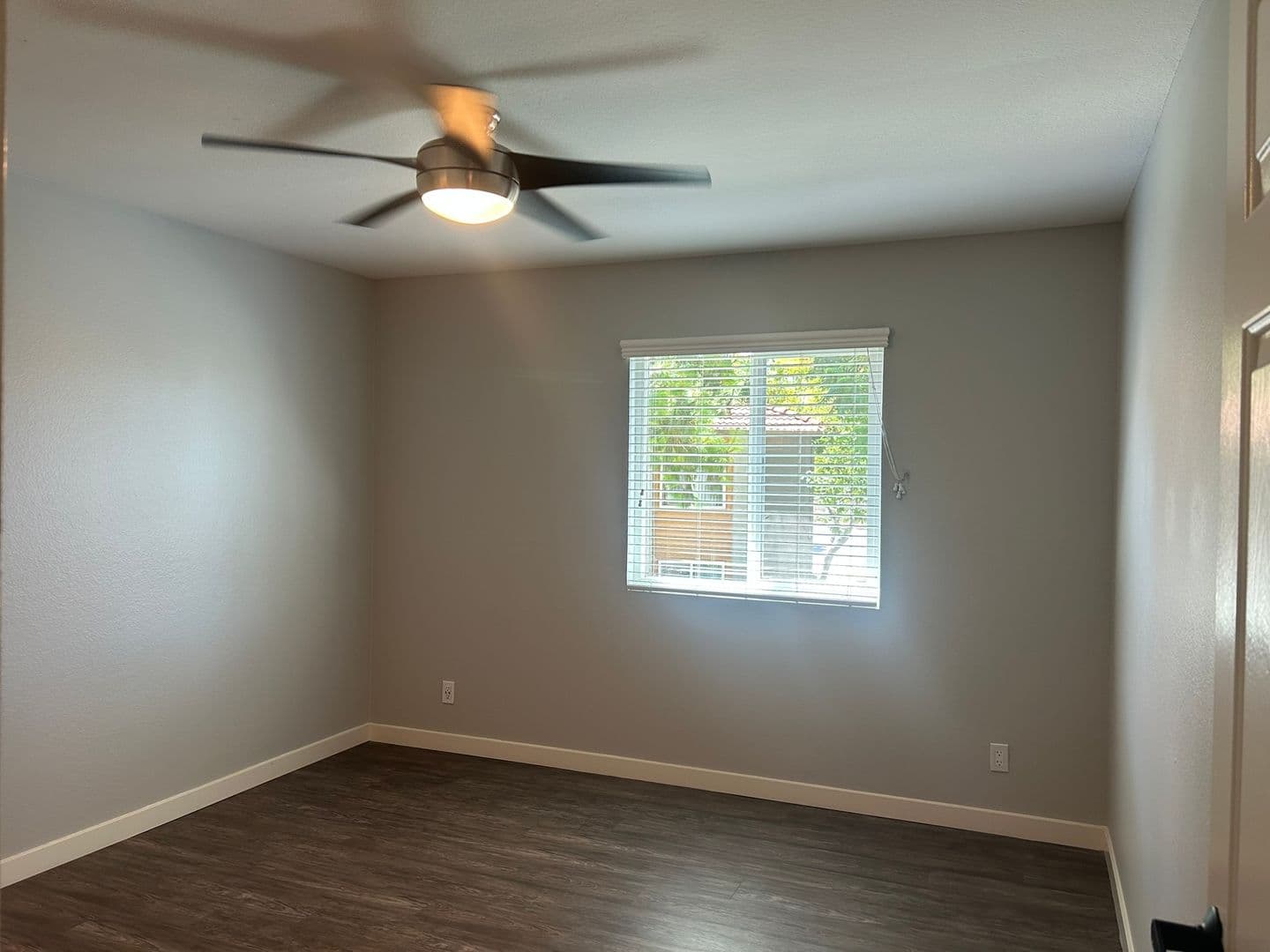 Riverside Apartment: 3957 Pierce Street