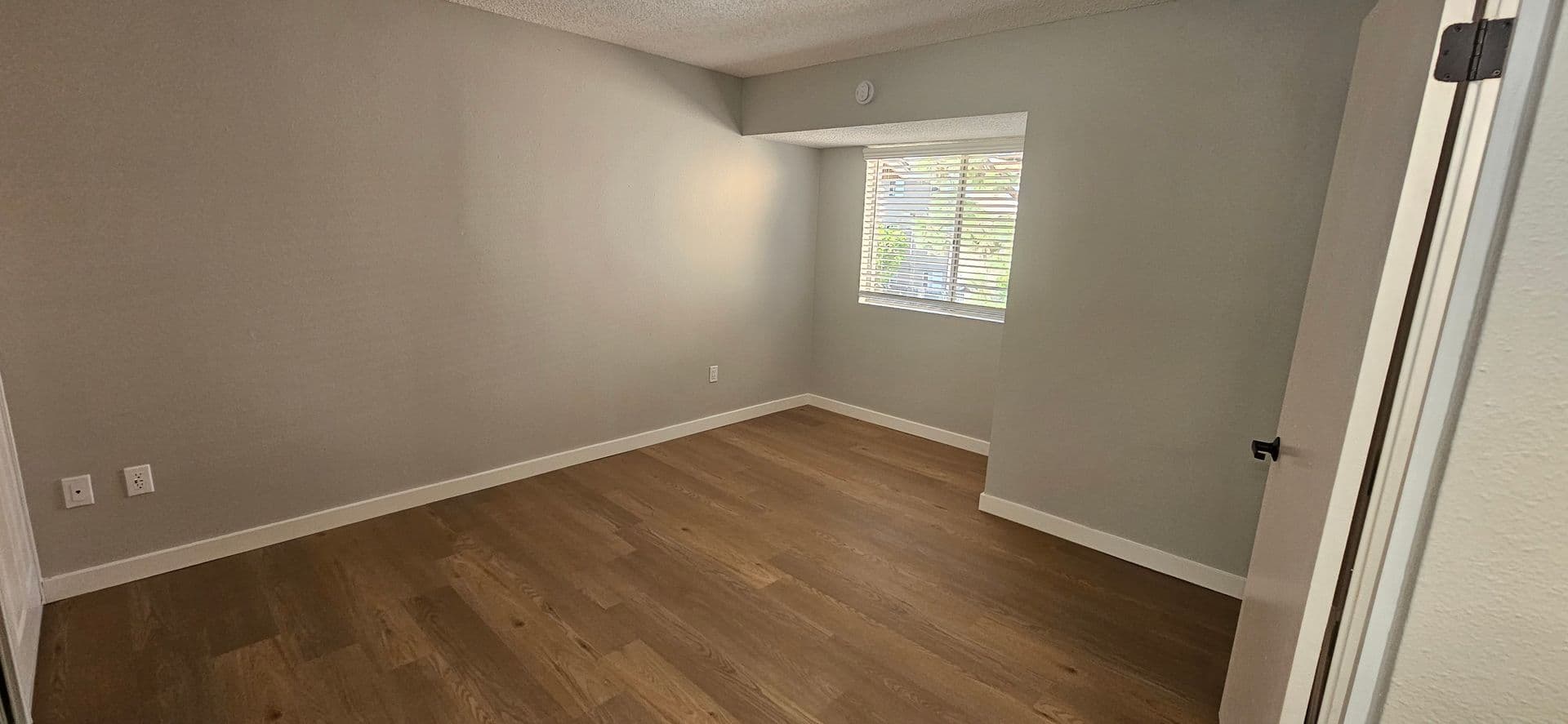 Santa Ana Apartment: 315 S. Newhope St.