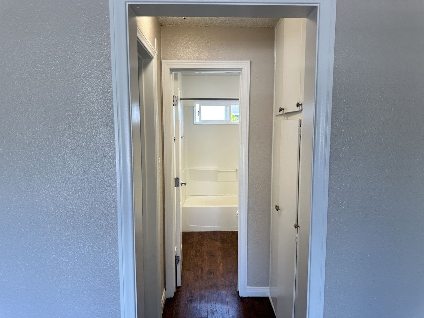 Norwalk Apartment: 12401 Studebaker Road