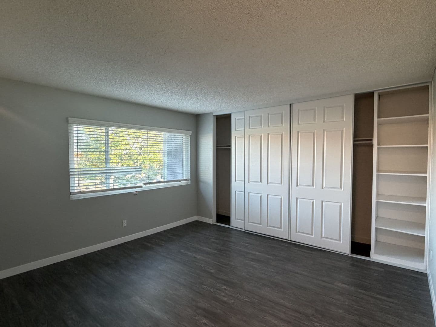 Norwalk Apartment: 12301 Studebaker Road