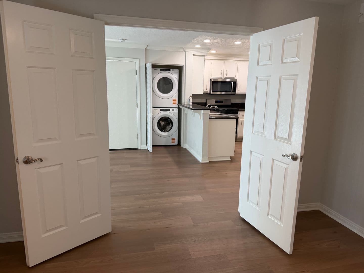 Azusa Apartment: 950 W. Sierra Madre Avenue