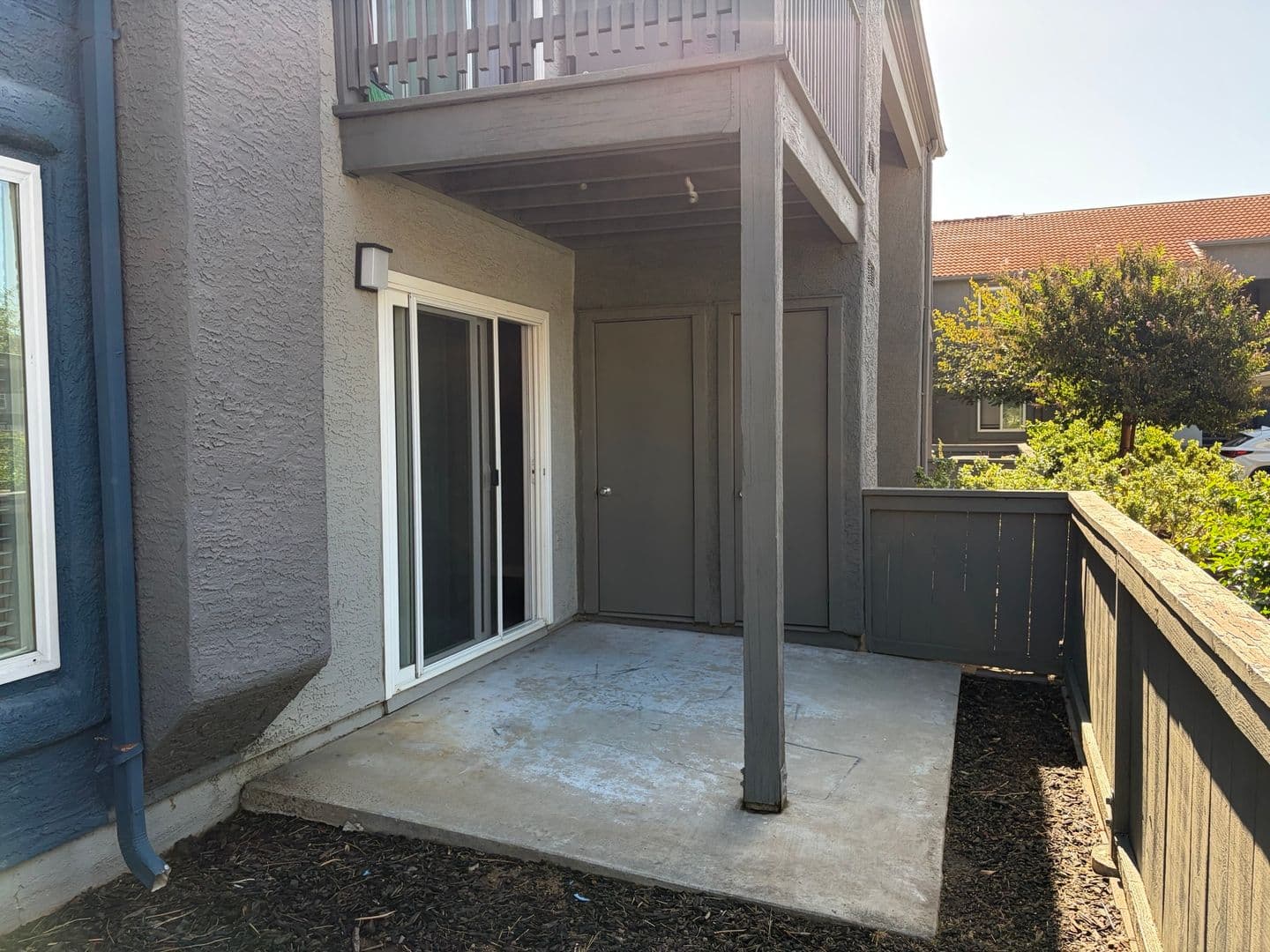 Riverside Apartment: 3957 Pierce Street
