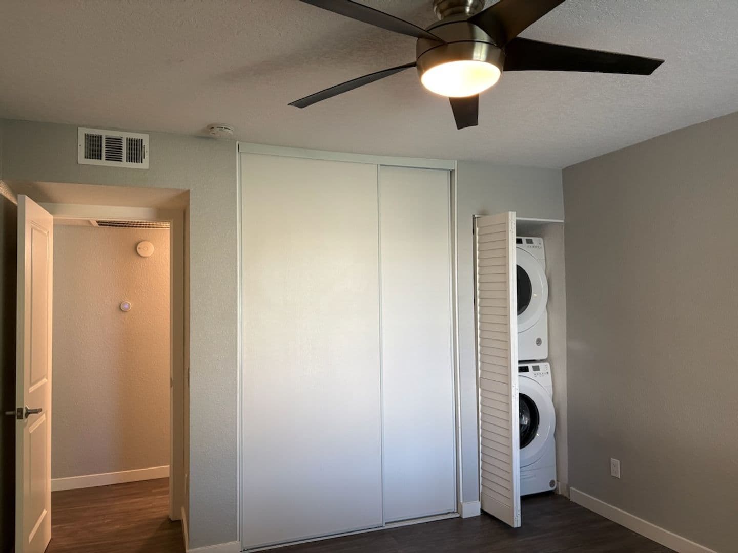 Riverside Apartment: 3900 Fir Tree Drive