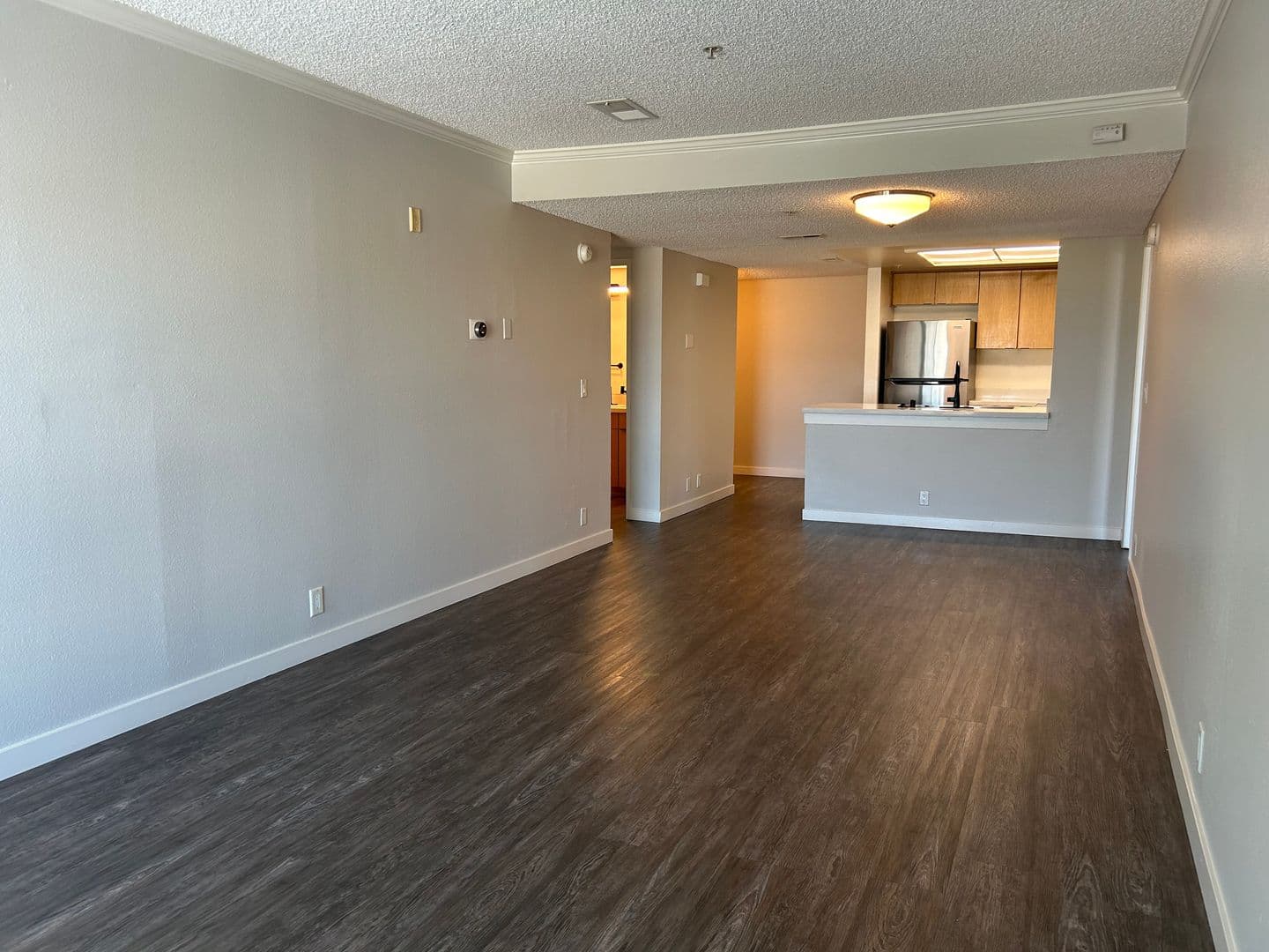 Santa Ana Apartment: 300 West 2nd Street