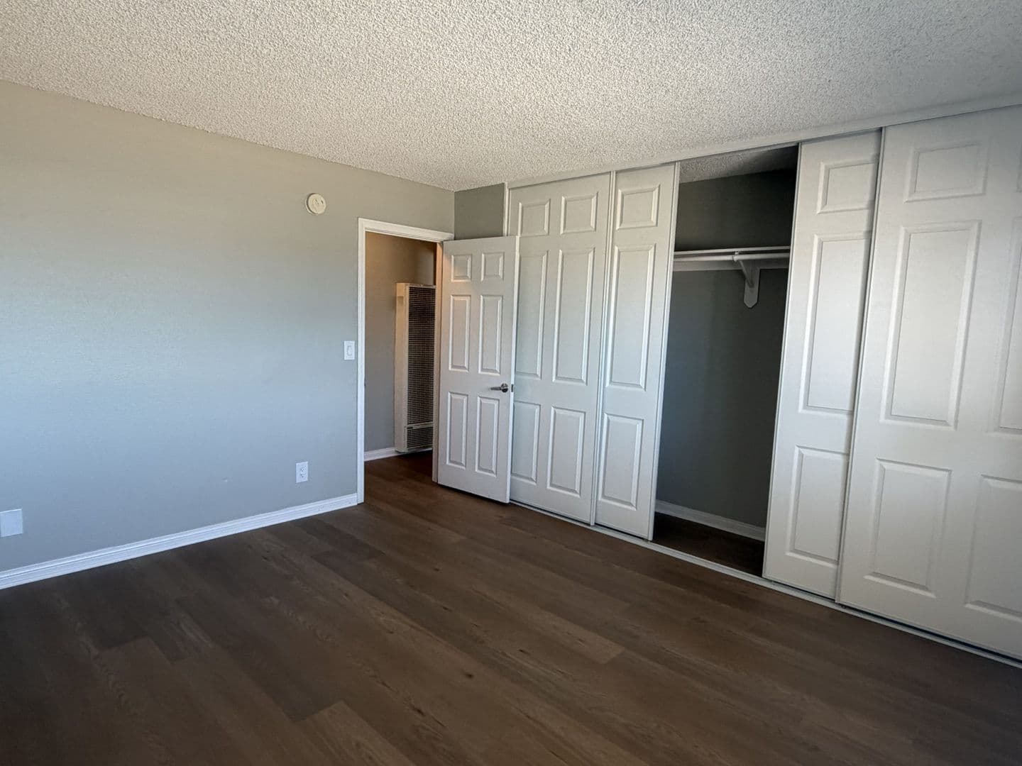 Norwalk Apartment: 12301 Studebaker Road
