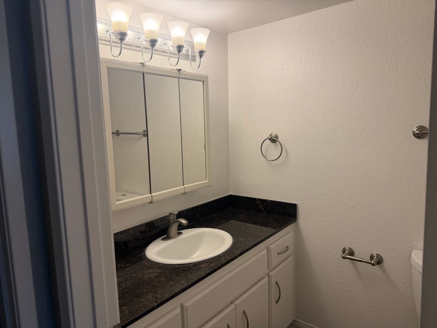 Azusa Apartment: 950 W. Sierra Madre Avenue