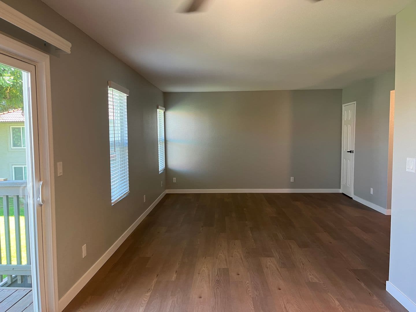Riverside Apartment: 3957 Pierce Street