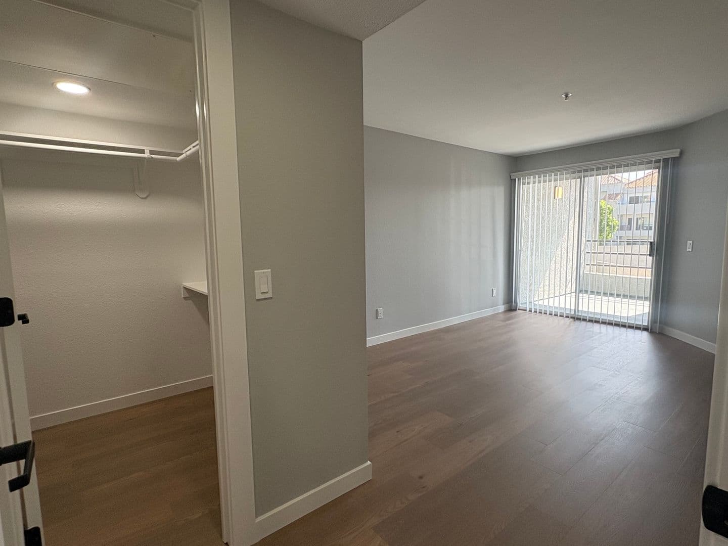 Costa Mesa Apartment: 2855 Pinecreek Drive