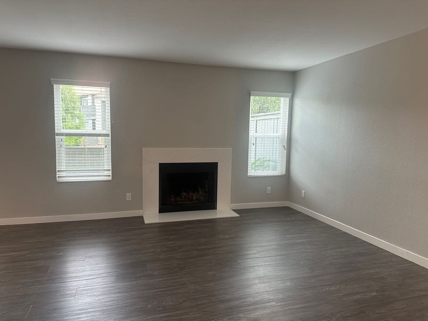 Riverside Apartment: 3957 Pierce Street