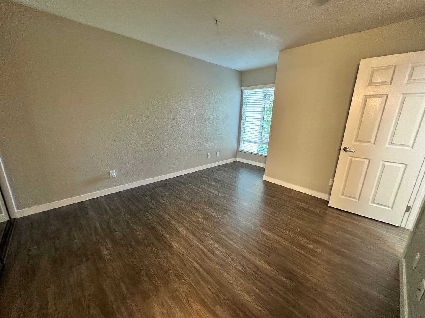 Santa Ana Apartment: 2111 W. 17th Street