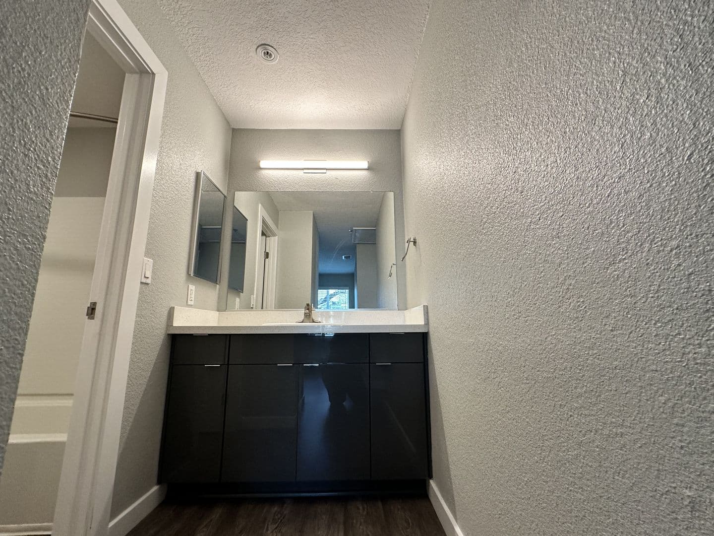 Santa Ana Apartment: 2111 W. 17th Street