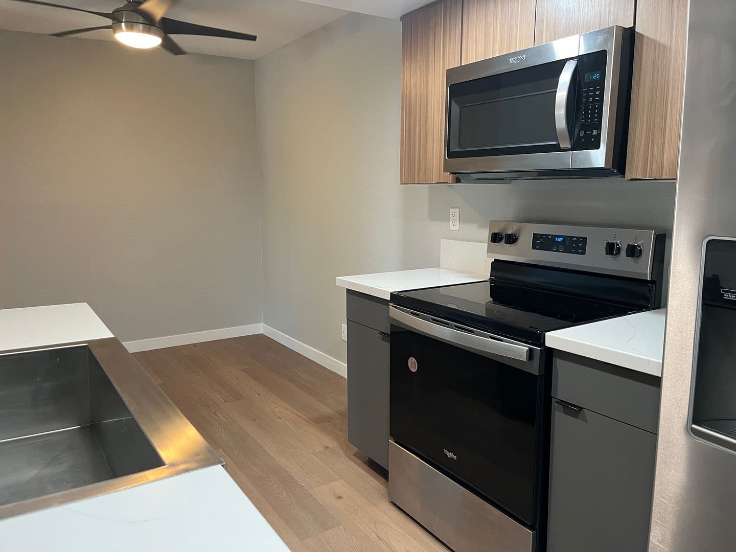 Riverside Apartment: 3957 Pierce Street