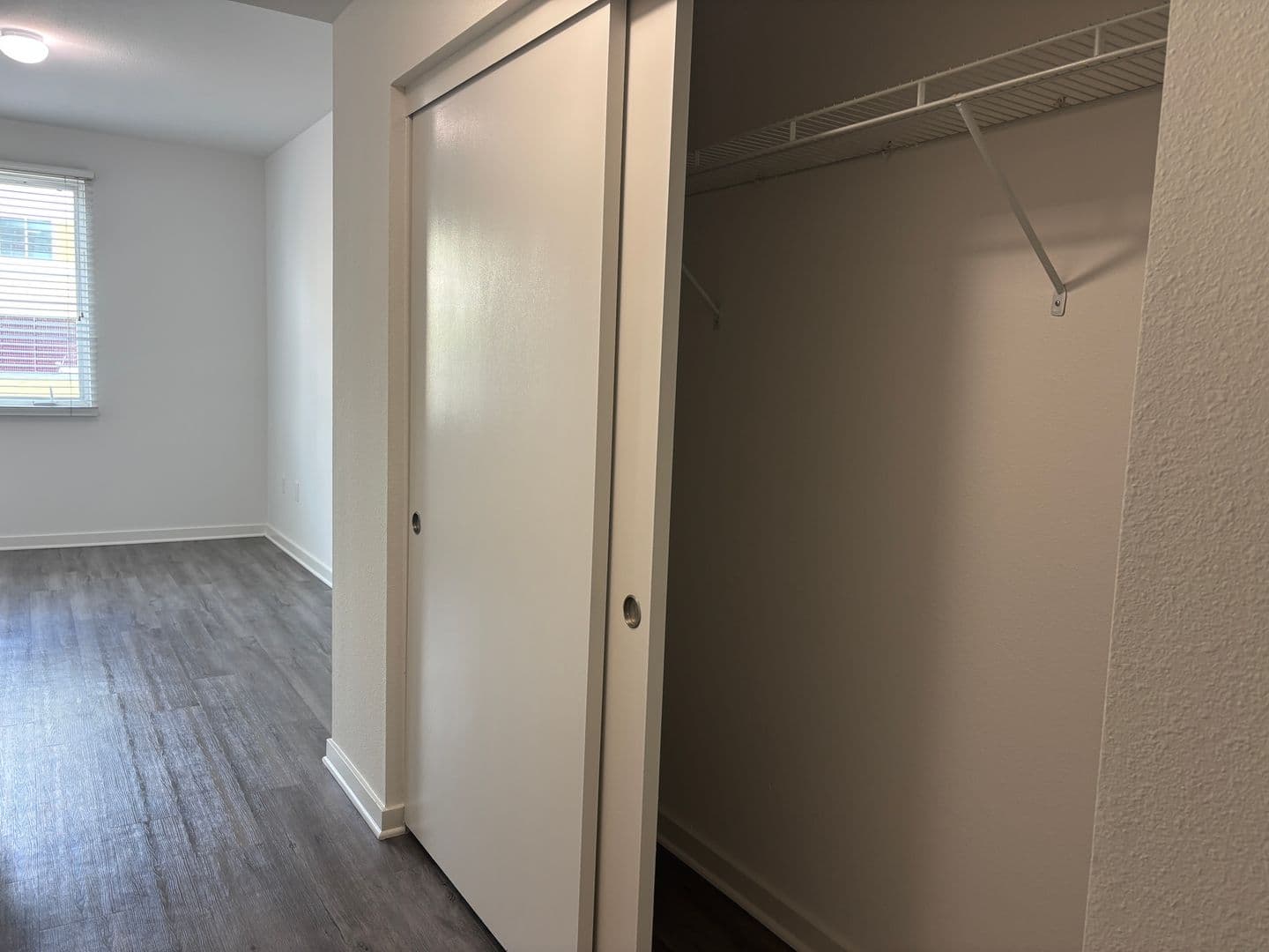 Los Angeles Apartment: 138 North Beaudry Avenue