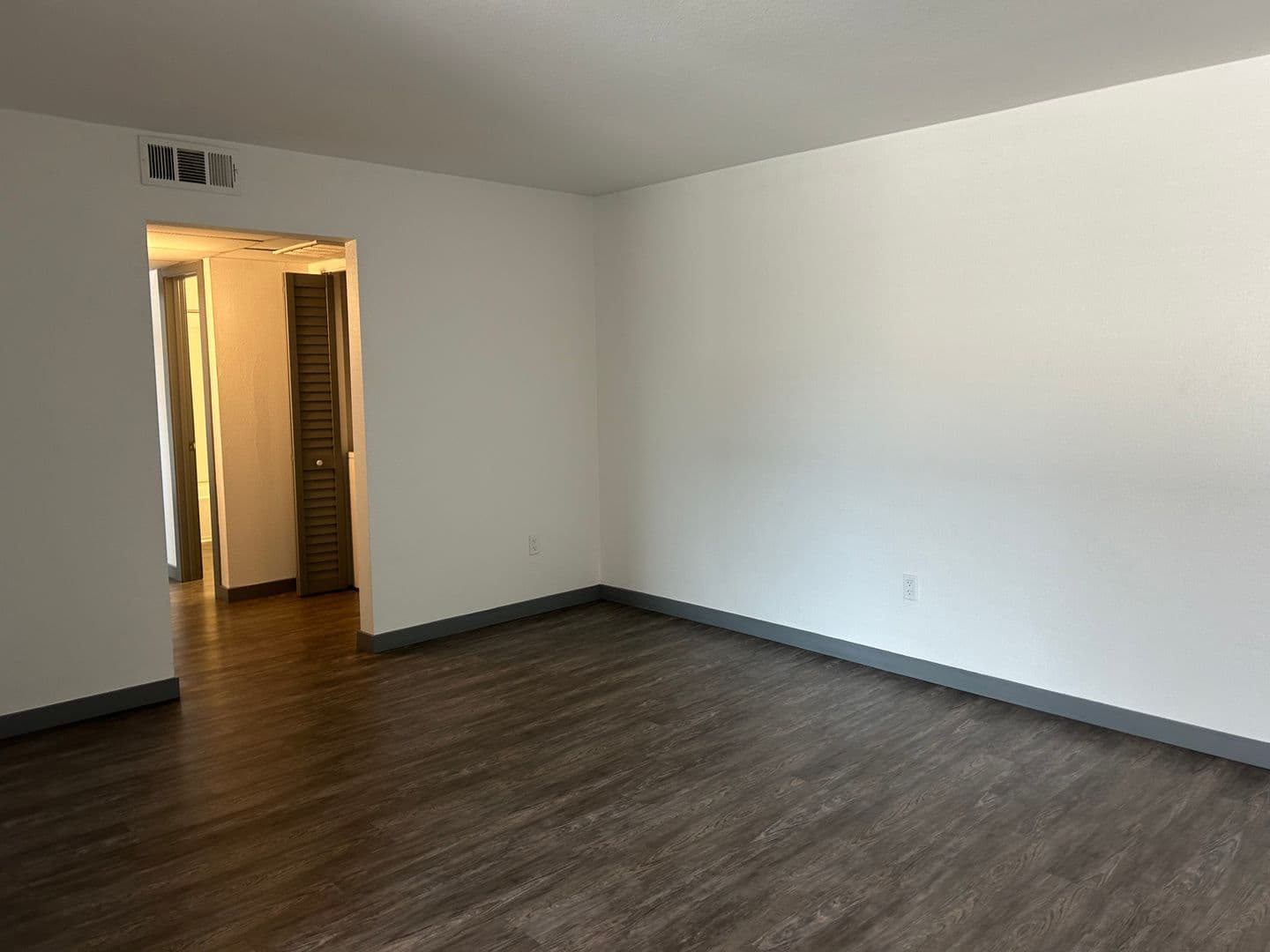 Fullerton Apartment: 2656 Associated Road