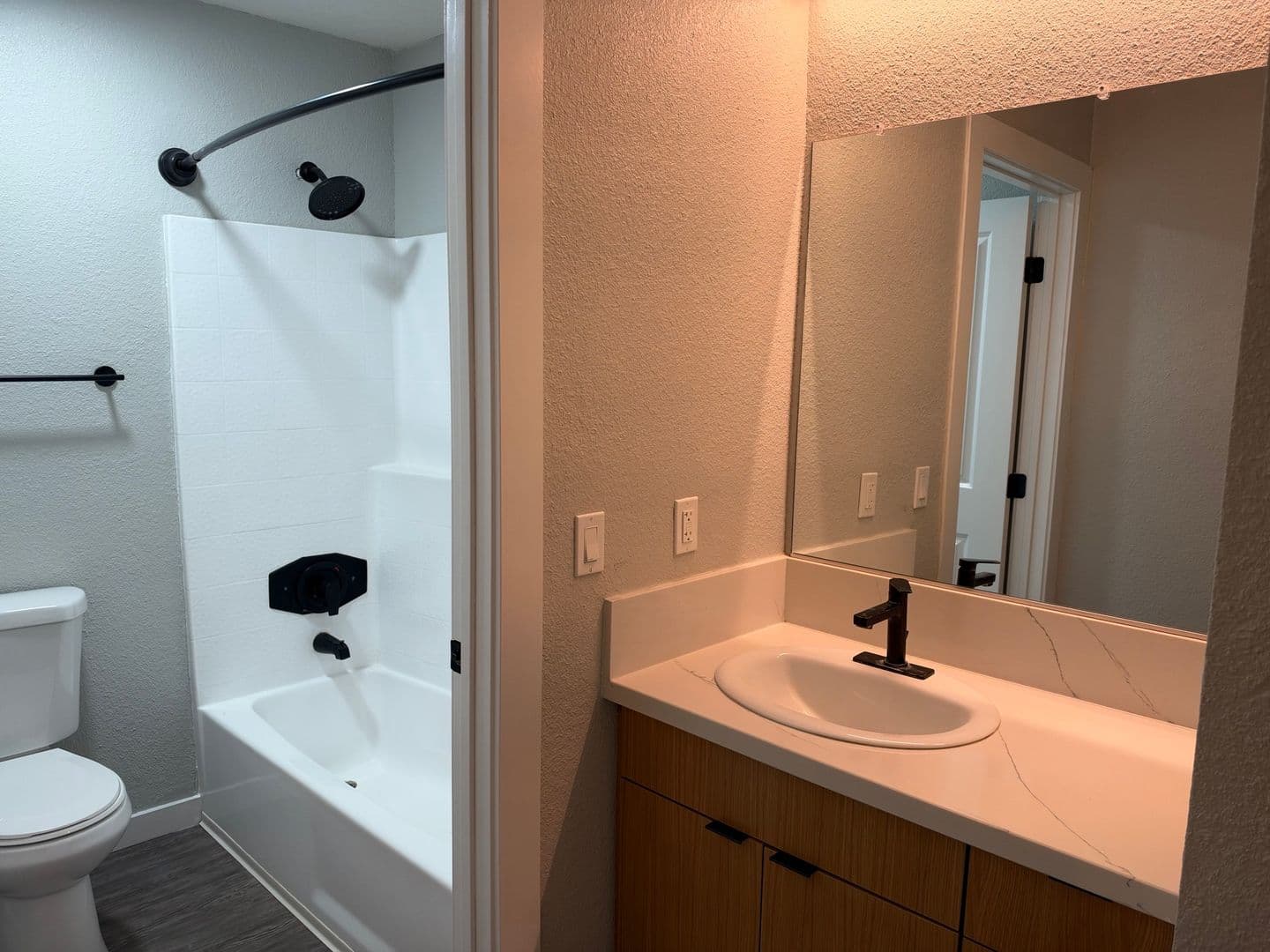 Riverside Apartment: 3900 Fir Tree Drive