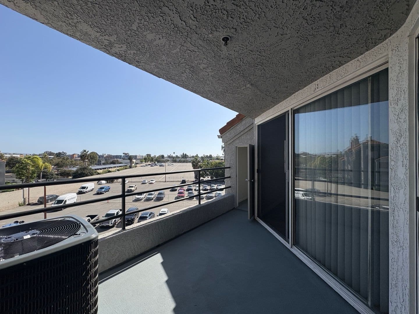 Costa Mesa Apartment: 2855 Pinecreek Drive