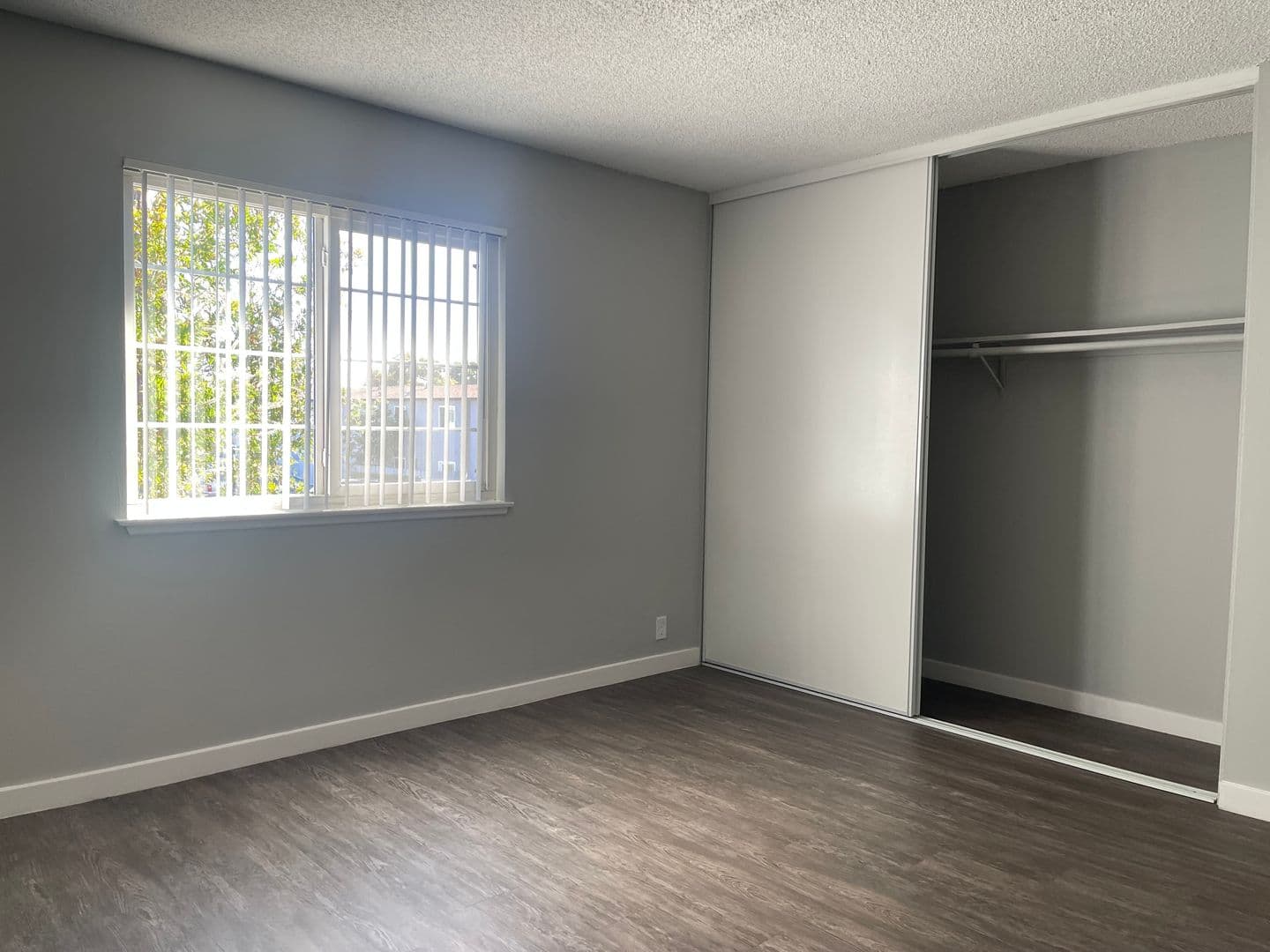 Santa Ana Apartment: 811 S. Fairview