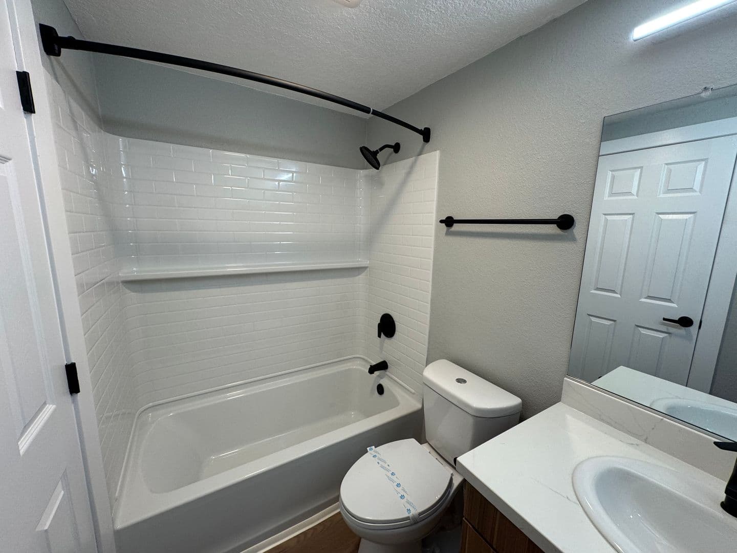 Santa Ana Apartment: 811 S. Fairview