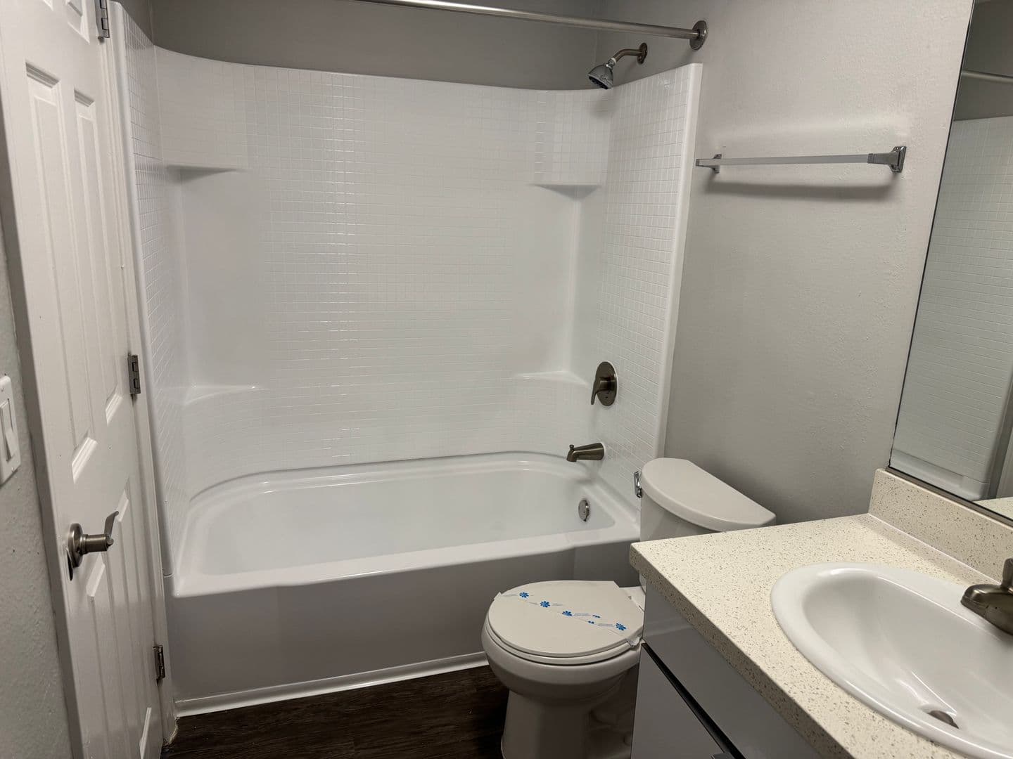 Santa Ana Apartment: 811 S. Fairview