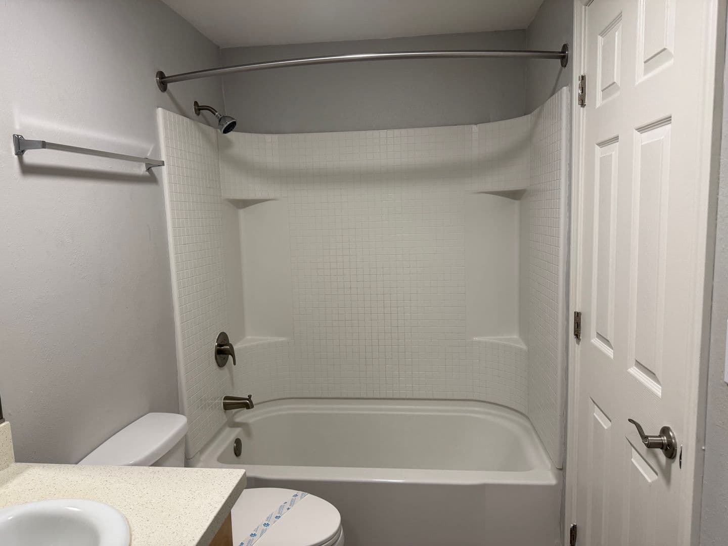 Santa Ana Apartment: 811 S. Fairview