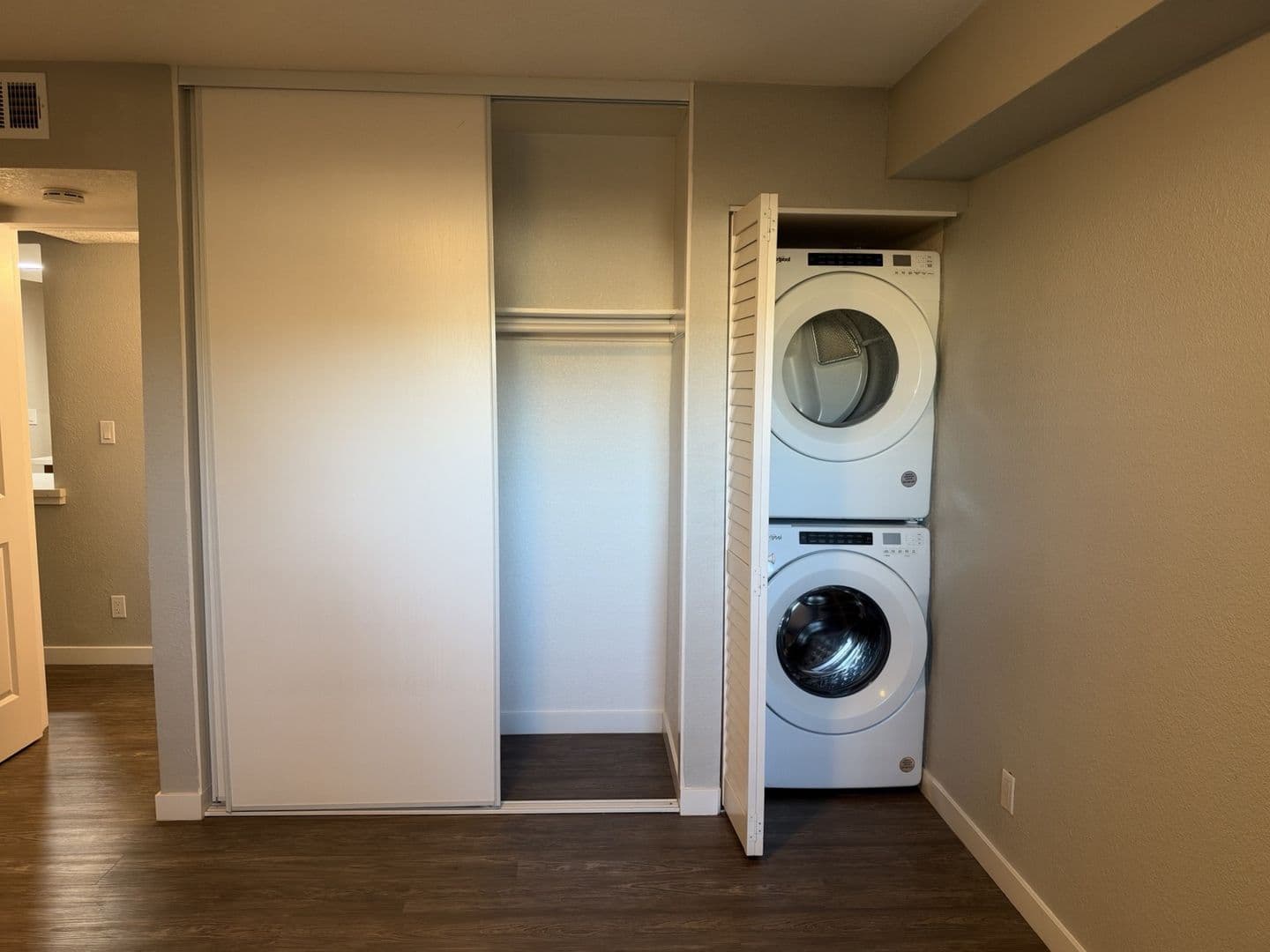 Riverside Apartment: 3900 Fir Tree Drive