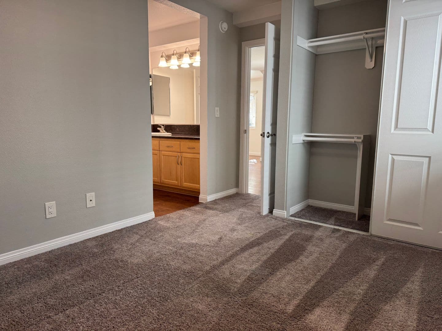Fullerton Apartment: 1501 S. Highland Avenue