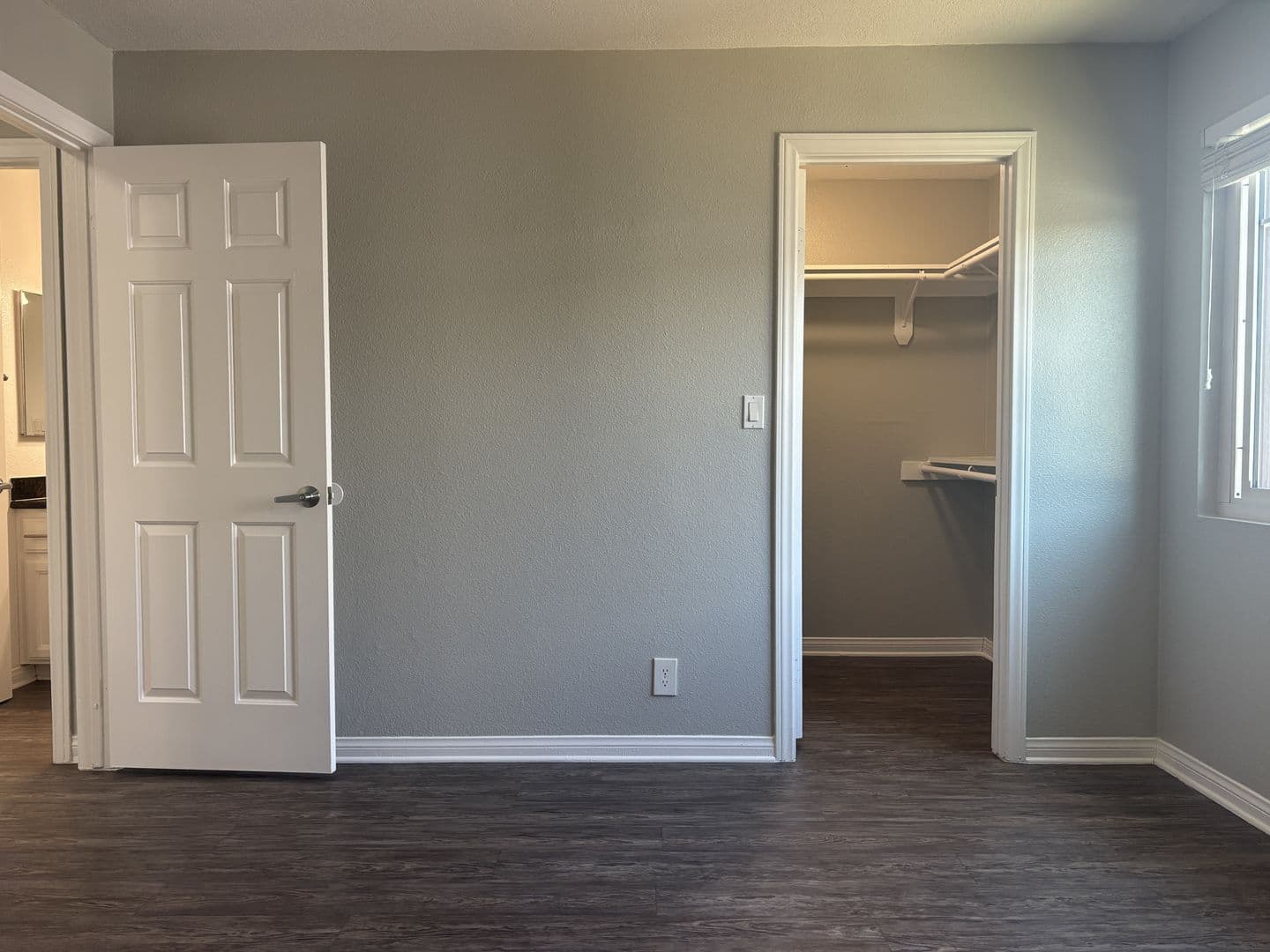 Anaheim Apartment: 201 S. Magnolia Avenue