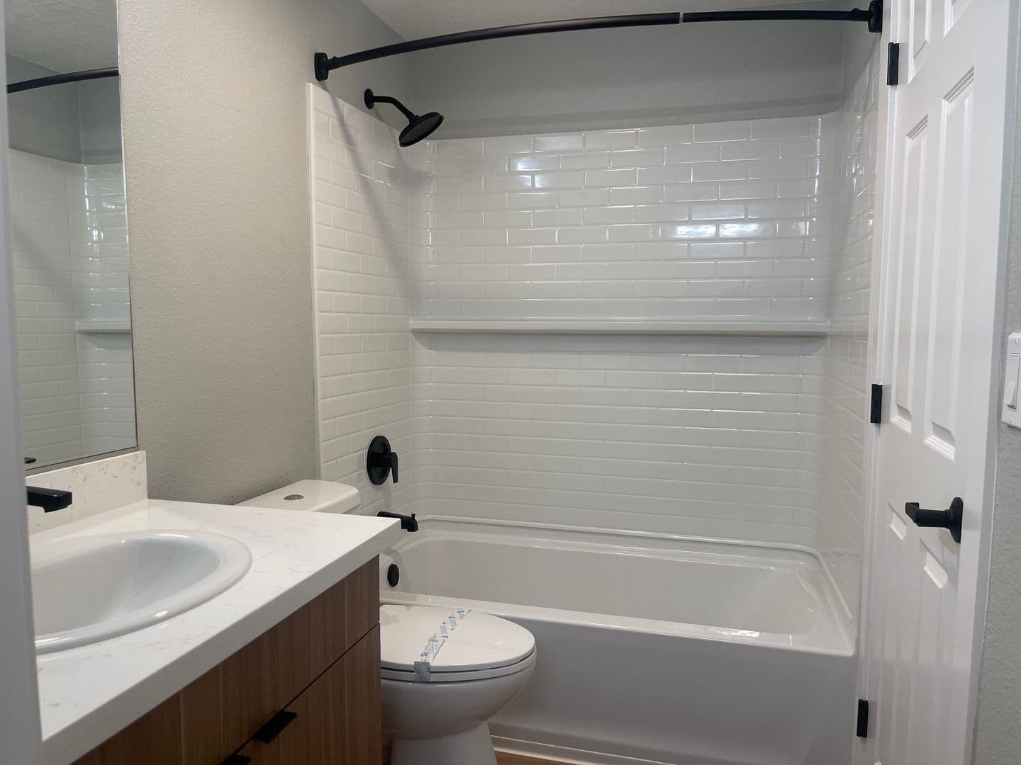 Santa Ana Apartment: 811 S. Fairview