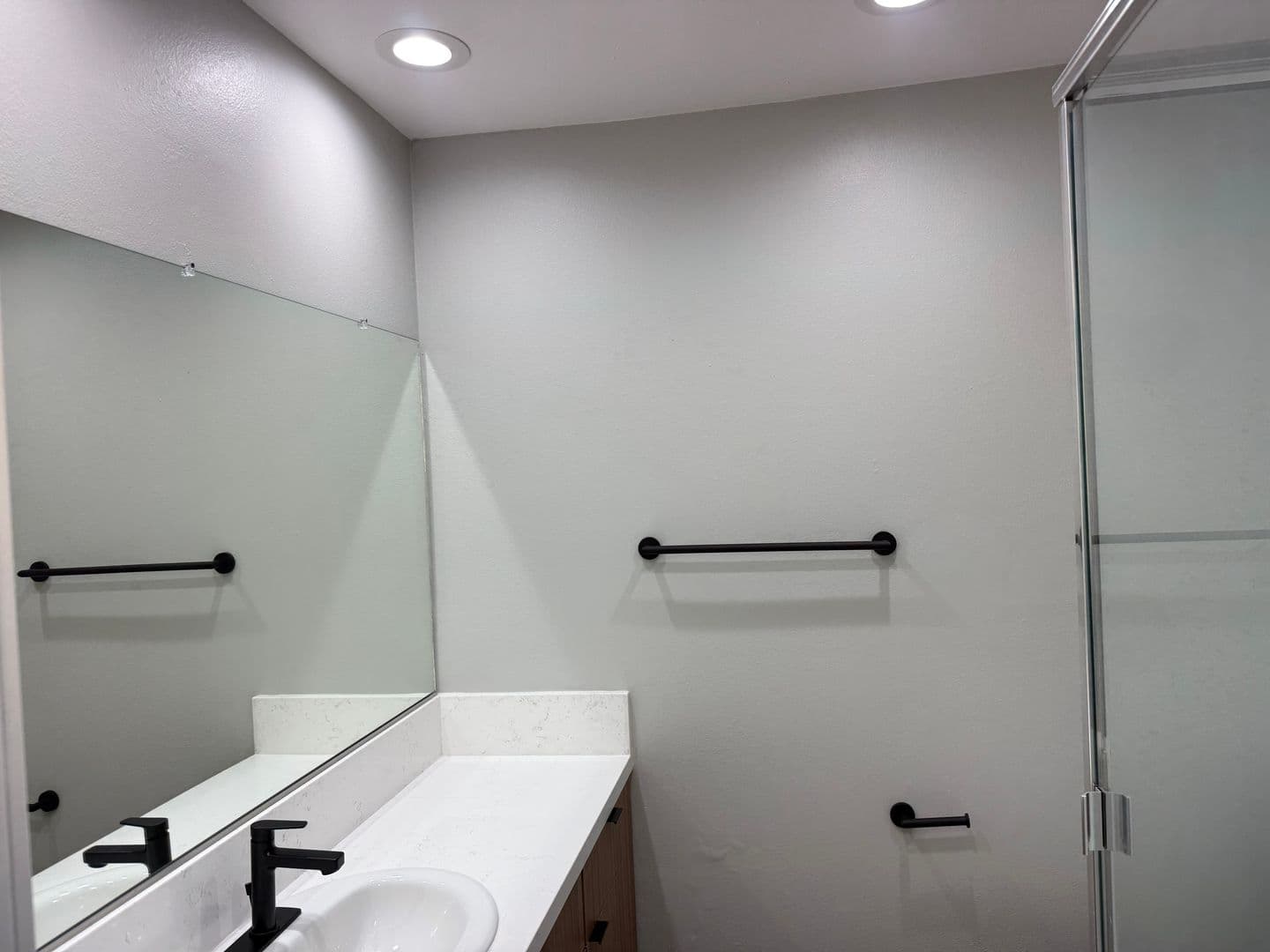 Orange Apartment: 501 E. Katella Avenue