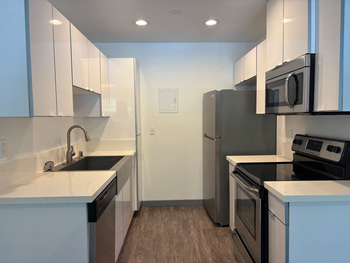 Fullerton Apartment: 2656 Associated Road