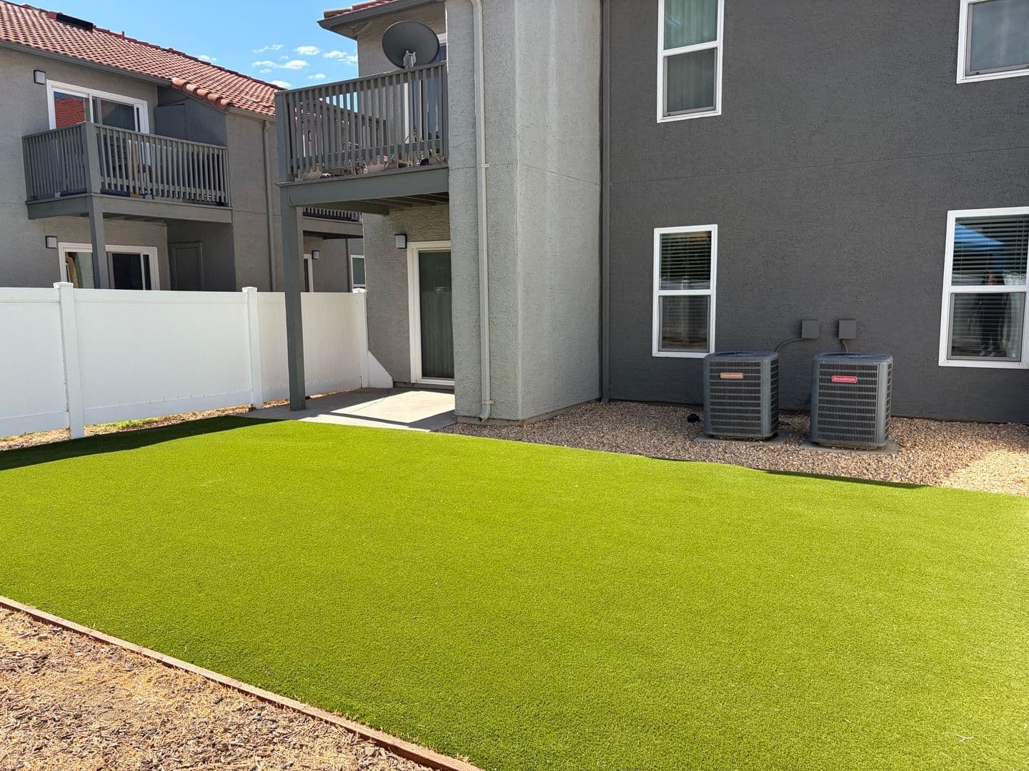 Riverside Apartment: 3957 Pierce Street