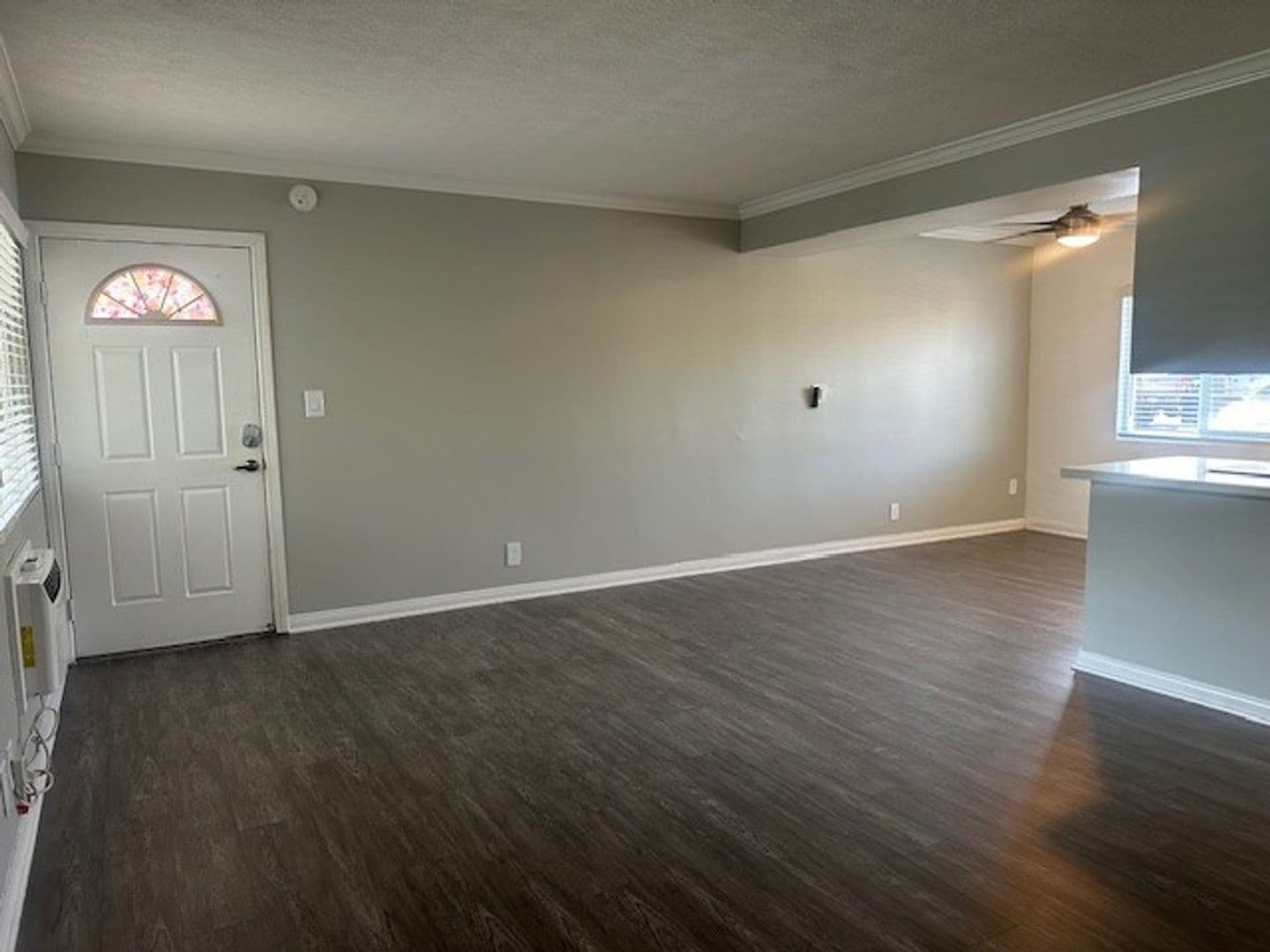 Paramount Apartment: 15940 Indiana Avenue