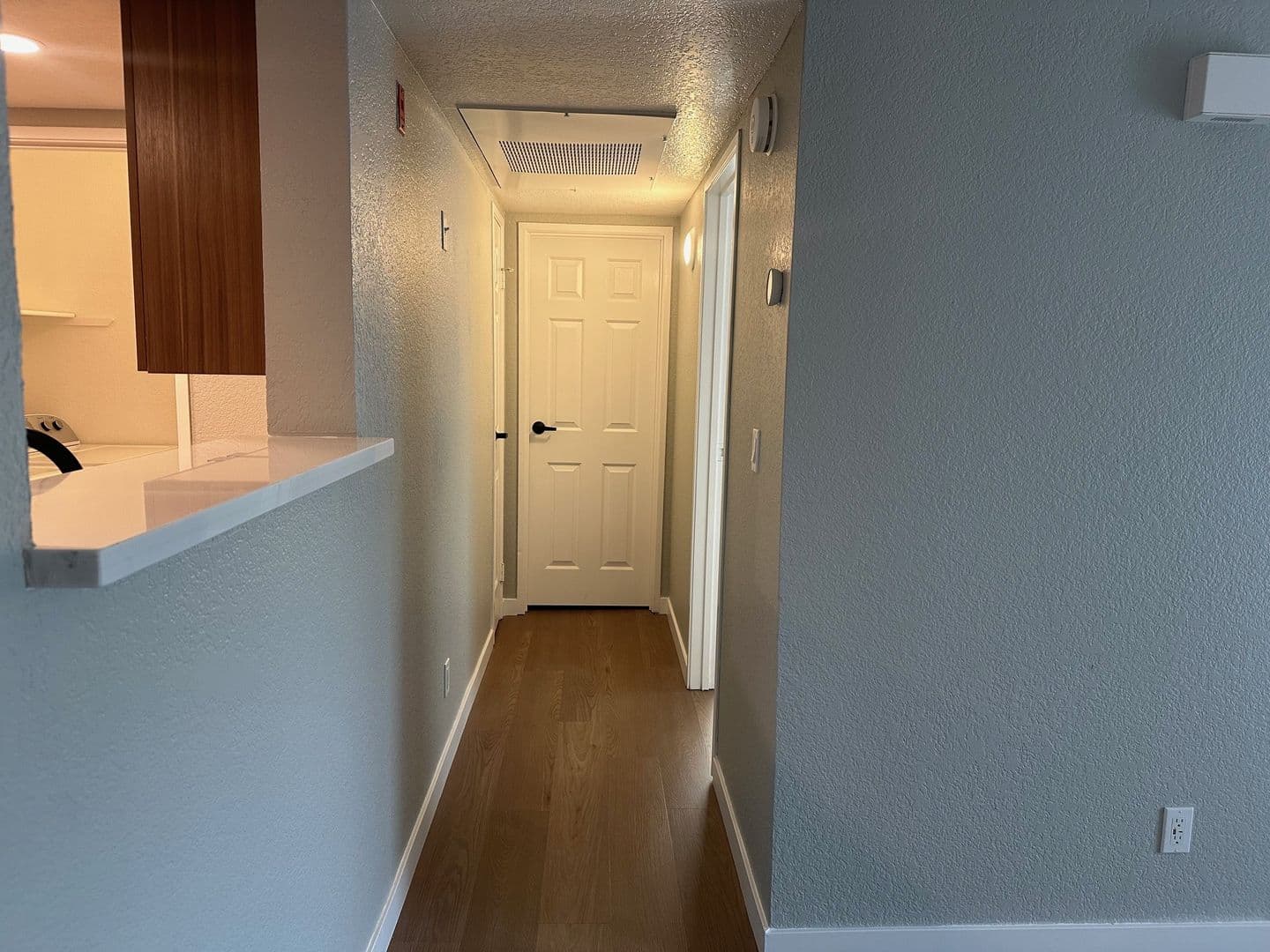 Riverside Apartment: 3957 Pierce Street