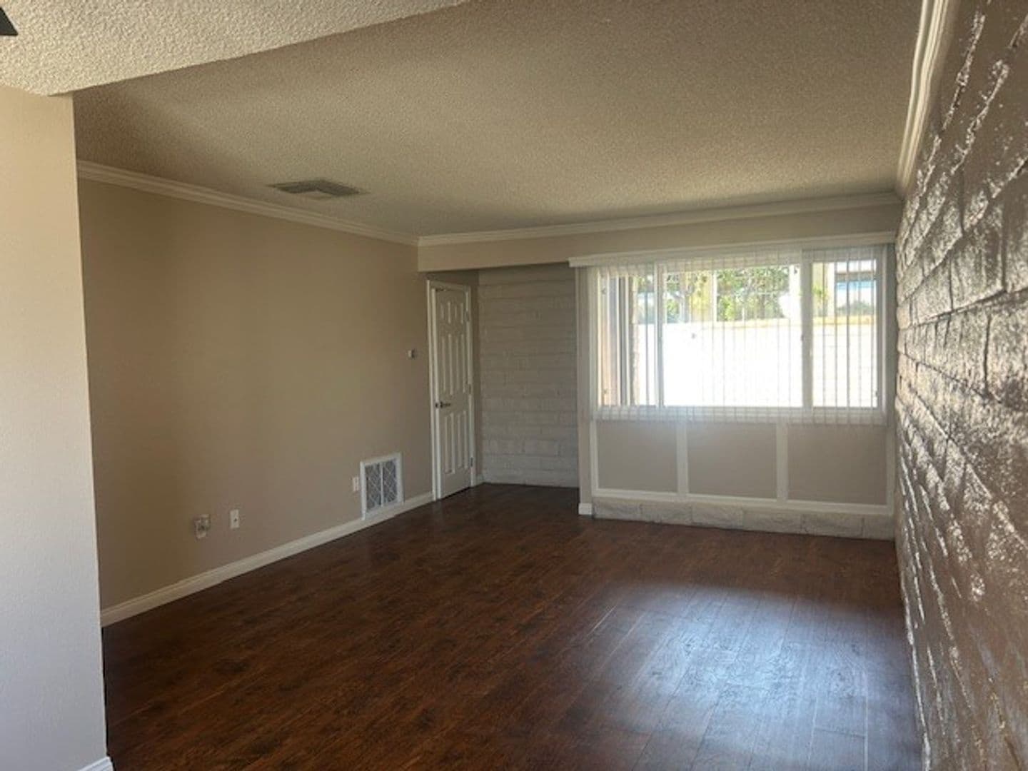 Montclair Apartment: 9550 Fremont Avenue
